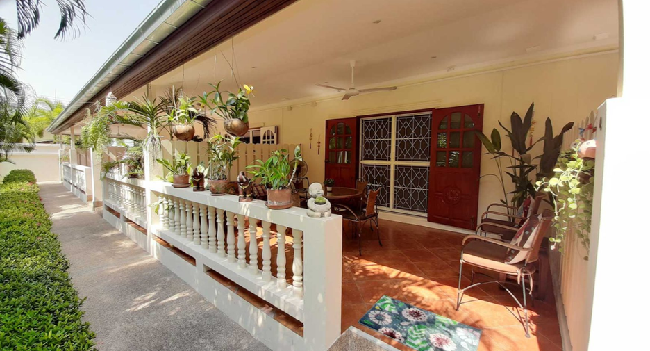 Baan Victoria