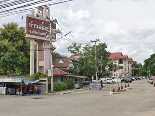 Baan Ua-Athorn San Phi Suea