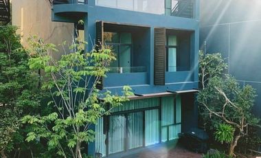 เคย์ลา ไพรเวท เรสซิเดนท์