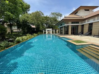For sale and for rent 5 bed house in Watthana, Bangkok