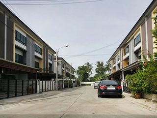 The Connect UP 3 Wongwaen-Bangkae