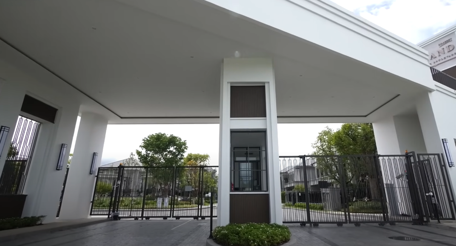Grand Bangkok Boulevard State Bangna
