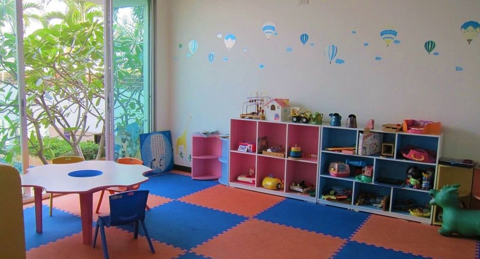 Le Luk Condominium