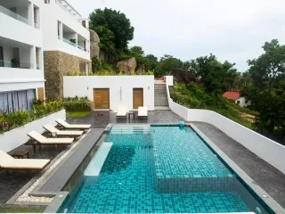 Tropical Seaview Residence
