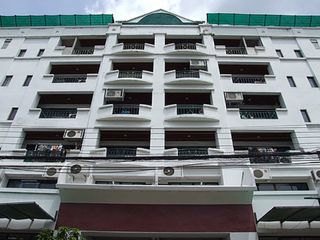 THE GRAND MANSION