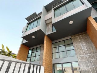 Sivilai Living