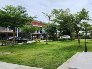 Phirom Ville Thian Talay 20