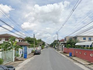 Lak Si Villa