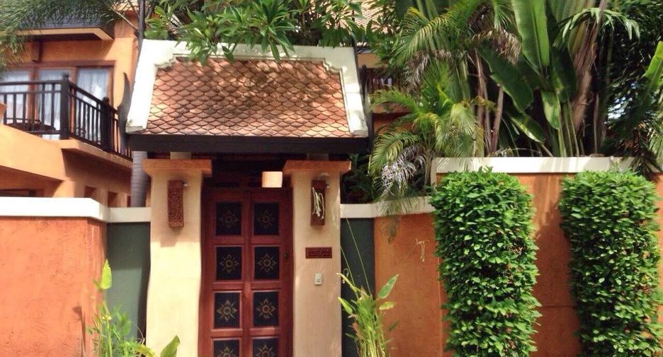 DASIRI Dharawadi Pool Villas & Residence
