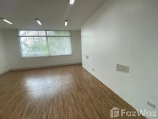 Büro, bezugsfertig