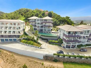 The Bay Condominium