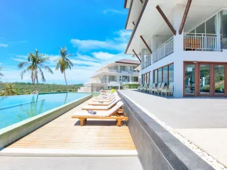 The Bay Condominium