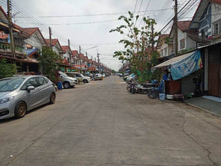 Baan Suan Thong Villa 8