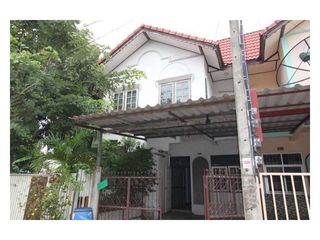 Baan Suan Thong Villa 8