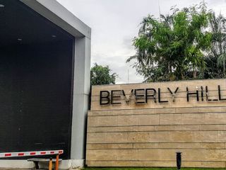 Beverly Hills Chaengwattana