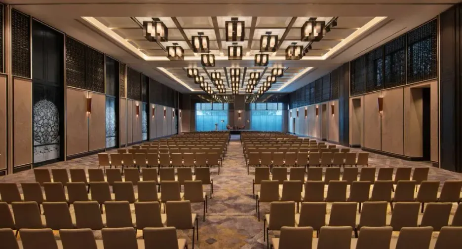 Bangkok Marriott The Surawongse Hotel