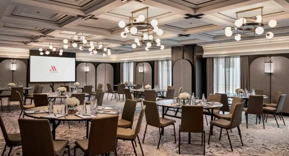 Bangkok Marriott The Surawongse Hotel