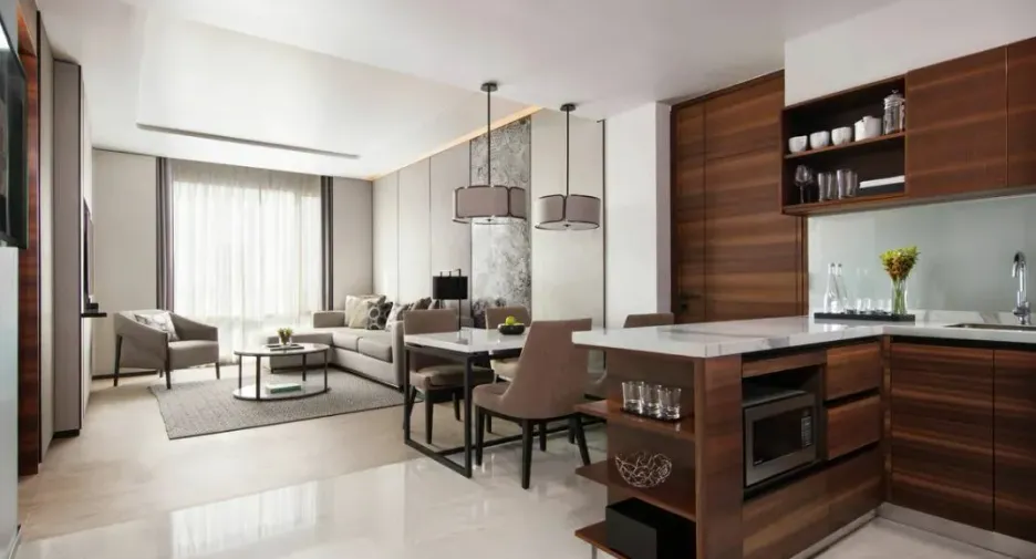 Bangkok Marriott The Surawongse Hotel