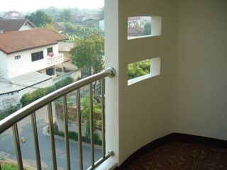 Noon Non Mansion