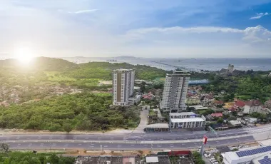 Sea Hill Condo Sriracha