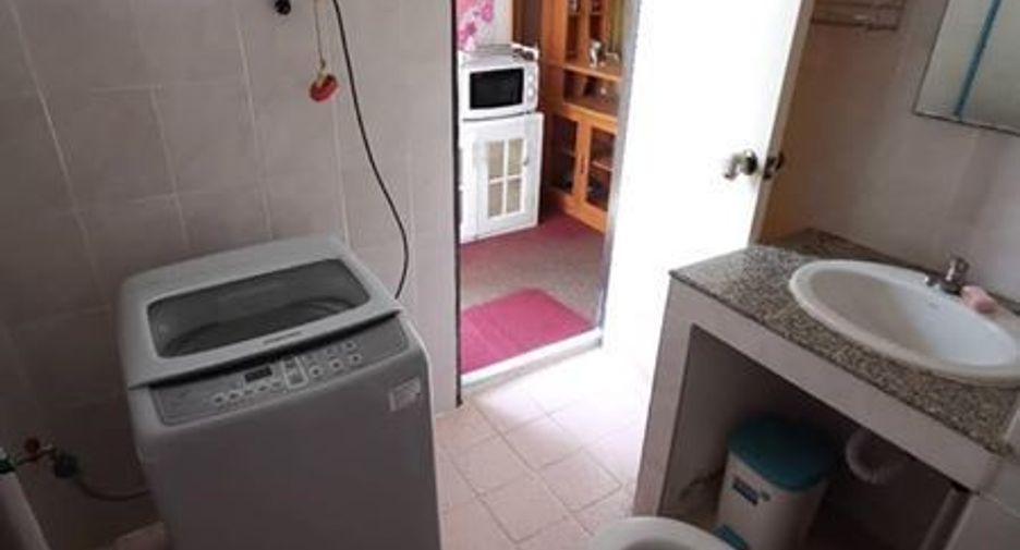 Orchid Place Condominium
