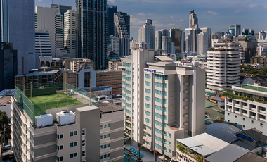 Novotel Living Bangkok Sukhumvit Legacy