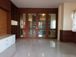 Premier House Village