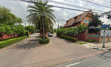 Noble Wana Pinklao
