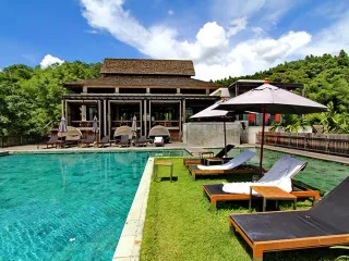 Veranda High Residence