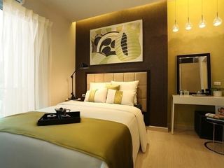 Motif Condo