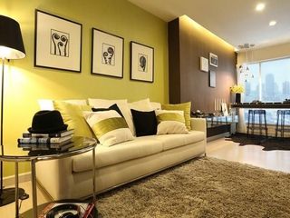 Motif Condo