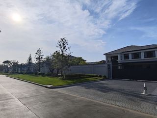 ELSE Krungthep Kreetha