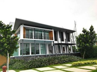 โนวา อาร์ท ประชาอุทิศ