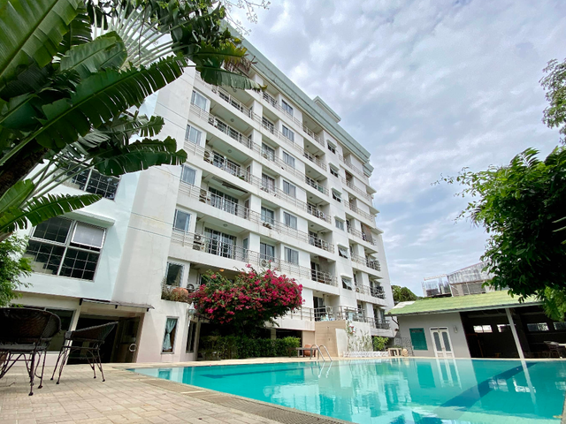 Sriyan Residence - The East Bank Residence