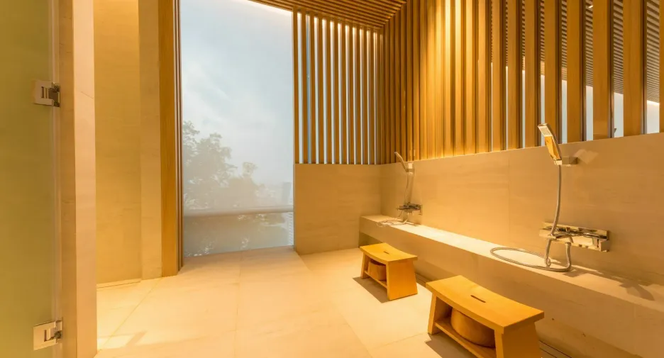 For sale 2 bedrooms condo in Watthana, Bangkok