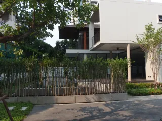 รวีวรรณ เรสซิเด้นซ์