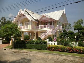 โอเรียนทอล บีช ชะอำ