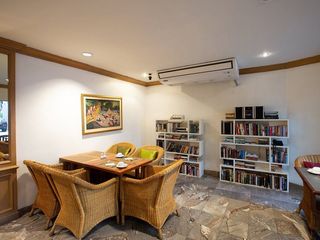 太阳花素里翁酒店