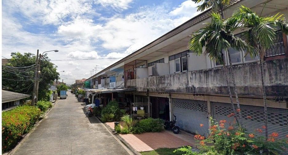 Chaloem Suk Niwet 6 Village