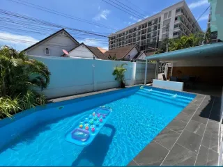 Jomtien Niwet
