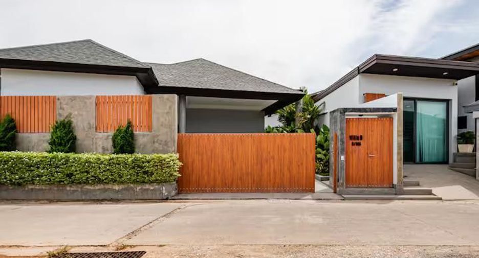 The S Villas