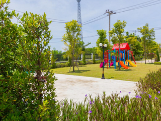 Maneerin Modern Home Bangphra