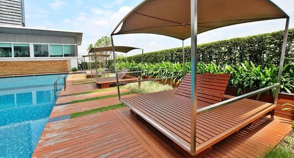 Q House Condo Sathorn