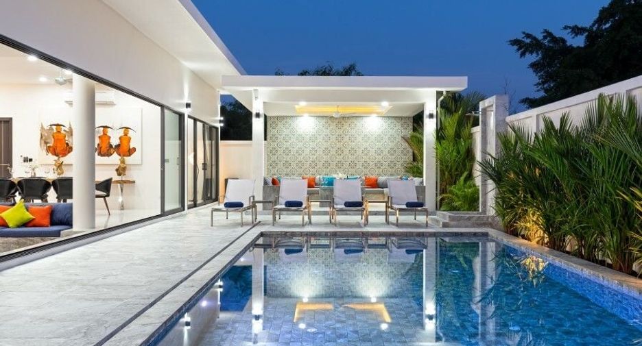 Brianna Luxuria Villas