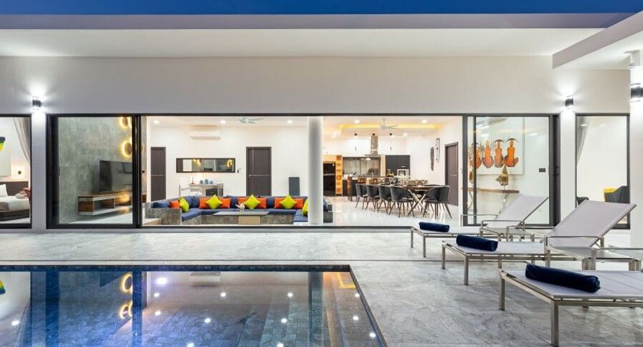 Brianna Luxuria Villas