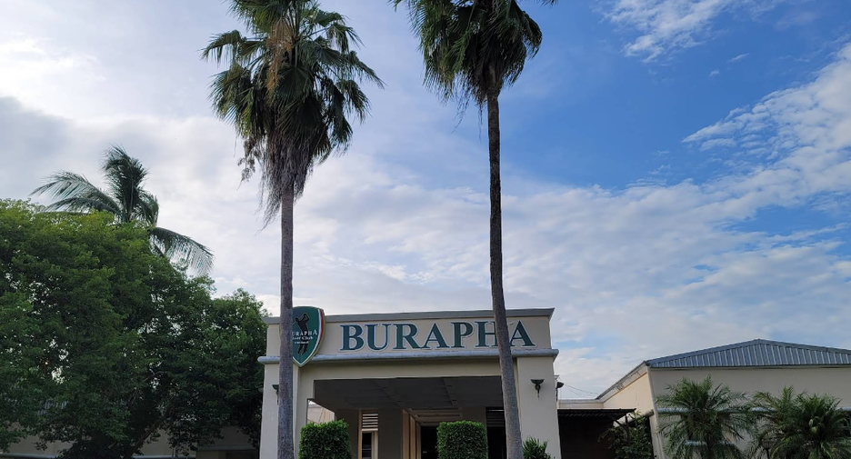 Burapha Golf y Resort