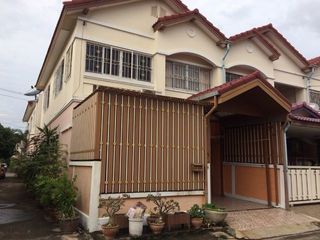 หมู่บ้านทวีสุข
