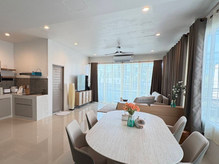Holland Village Samui