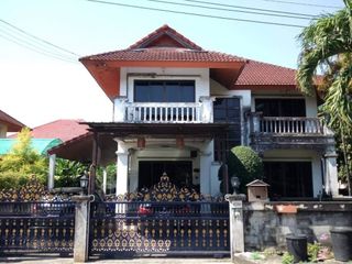 บ้านวงศ์อมาตย์วิลล่า