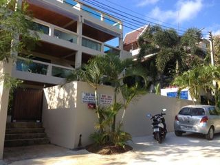 Hill Side Apartment